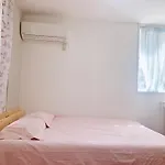 Shinjuku 新宿徒步圈!西新宿!都厅!新宿中央公园!2分钟步行到地铁!精致公寓autolock!106